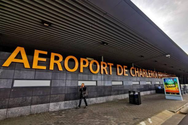 Апартаменты Station 64 A3 Bruxelles-Charleroi-Airport Экстерьер фото